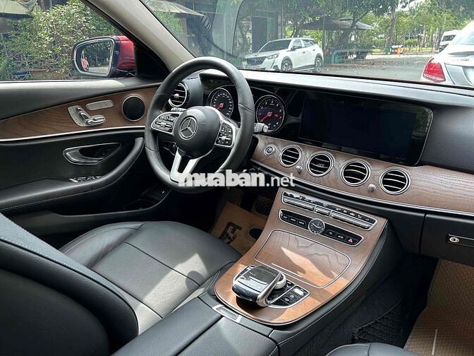 Mercedes Benz E200 sản xuất 2019