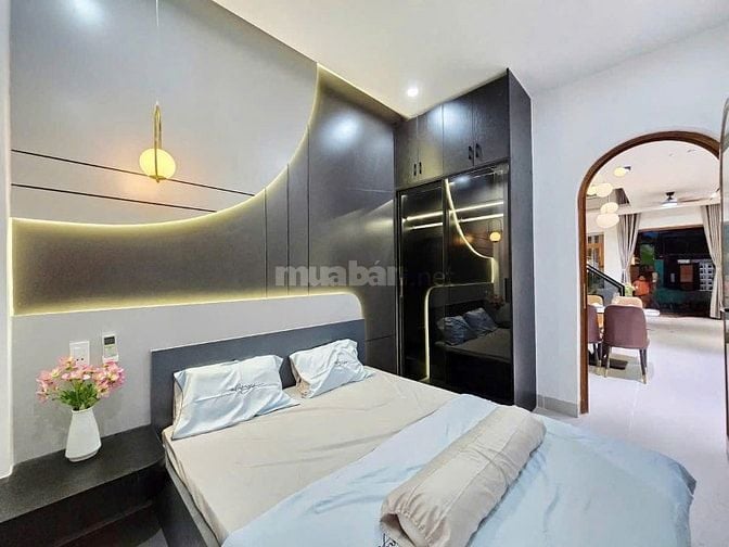 BÁN NHÀ MẶT TIỀN TRƯỜNG SA QUẬN 3 CHỈ 8TỶ350 ĐANG CHO THUÊ 20TR/TH SHR