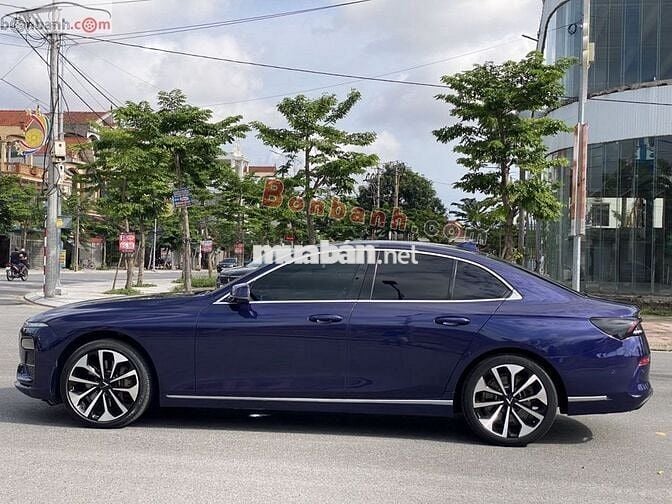 VinFast Lux A 2.0 Premium - Xe Cá Nhân