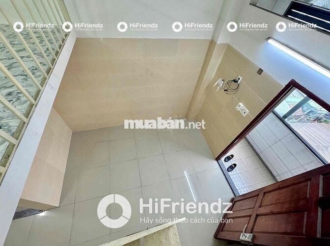 DUPLEX GÁC CAO ĐỨNG ĐƯỢC CÓ BAN CÔNG CHUNG SIÊU THOÁNG GẦN KHU TÊN LỬA