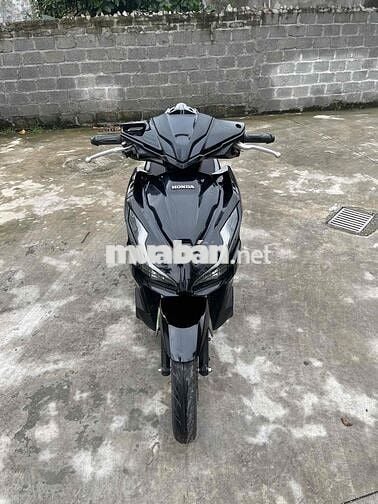 Cần bán ab 2022 1 chủ máy zin hình thức đẹp