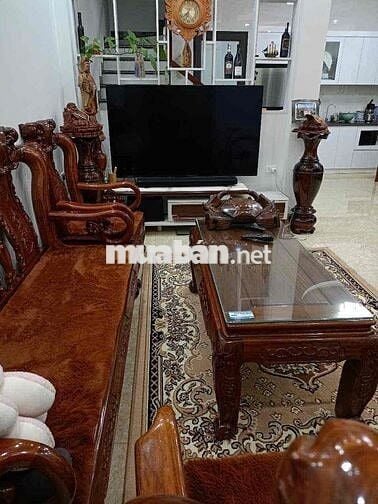 Căn góc siêu đẹp dân xây ở có việc cần bán hơn 4 tỉ