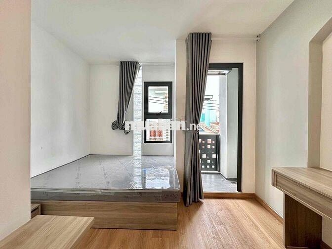 Căn Hộ 1PN Ban Công, Full NT Mới 100% Gần Ngã 6 Cộng Hoà - Quận 5