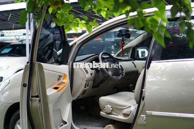 Toyota Innova 2011 V - 131000 km