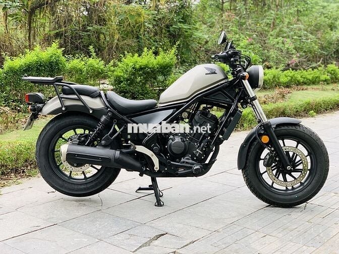 HONDA REBEL 300 CC MÀU ĐEN XÁM 1CHỦ ĐI TỪ ĐẦU 2023