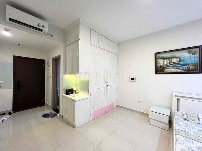 Cho thuê căn studio full y hình nhà sạch sẽ ở ngay- Botanica Premier