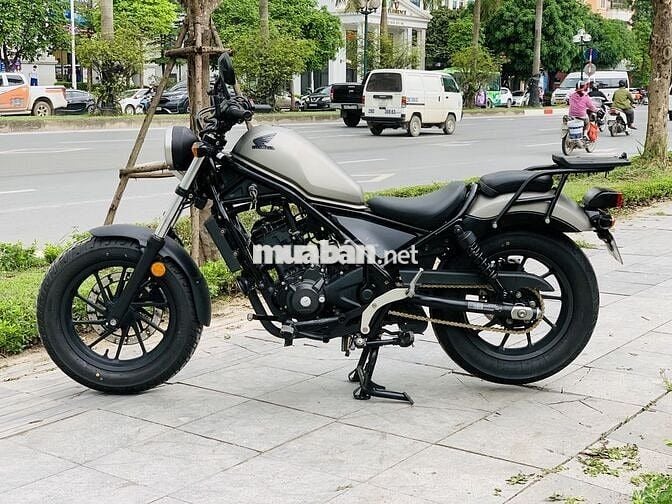 HONDA REBEL 300 CC MÀU ĐEN XÁM 1CHỦ ĐI TỪ ĐẦU 2023