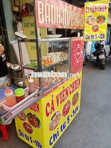 Cần sang lại mặt bằng bán bánh mì và trà chanh