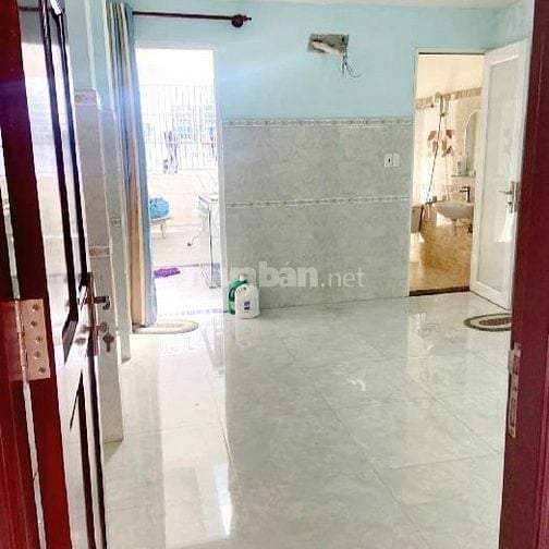 Hxh đối diện Emart Phan Văn Trị, 3.8x20m, 3 lầu - chỉ 10 tỷ xíu