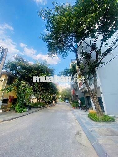 CẦN BÁN ĐẤT CỔ LINH THẠCH BÀN LONG BIÊN HÀ NỘI.