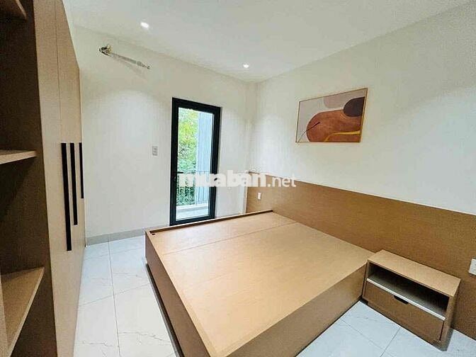 BÁN NHÀ FULL NỘI THẤT CAO CẤP SÁT ĐƯỜNG 43m GẦN BÀU VÁ GIÁ TỐT