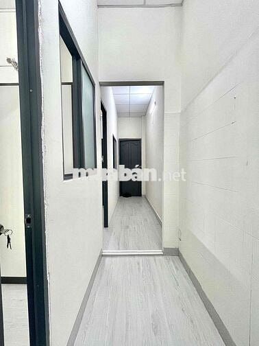 2 phòng ngủ đối diện công viên Lê Thị Riêng, full nội thất, sạch sẽ…