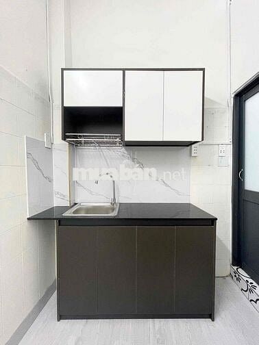 2 phòng ngủ đối diện công viên Lê Thị Riêng, full nội thất, sạch sẽ…