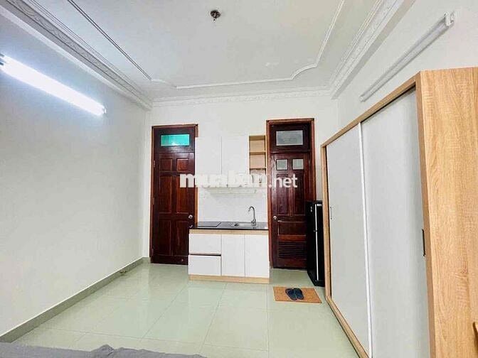 Sẵn phòng Full nội thất có bancol giá 6tr