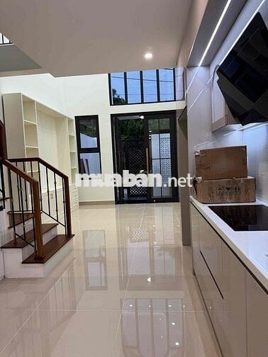 BÁN NHÀ FULL NỘI THẤT 2 TẦNG KQH BÀU VÁ GIÁ TỐT VÀO Ở NGAY