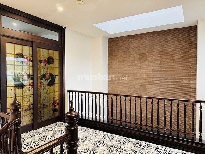 Bán biệt thự Đường Vũ Phương Đề, Thạnh Mỹ Lợi, 20x23m, 1 hầm + 3 tầng