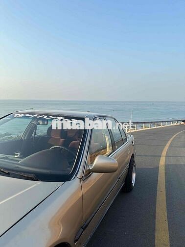 Honda Accord 1992 2.0 MT