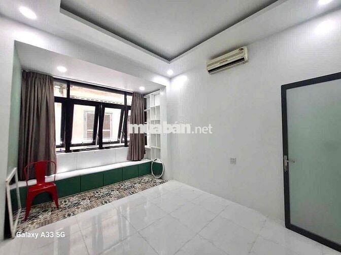 BÁN NHÀ 2 LẦU MỚI- ĐƯỜNG TÂN TRÀO- NGAY BẾN NINH KIỀU- CẦN THƠ