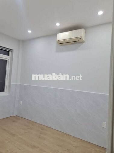 Nhà 1 trệt 1 lửng 2 lầu 4 phòng ngủ.mới xây cho thuê 12 triệu