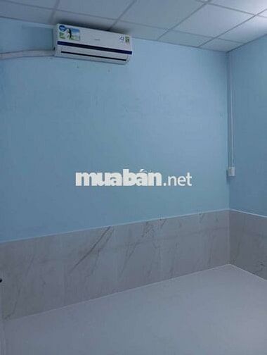 Nhà nguyên căn hẻm 18 Ngô Chí Quốc