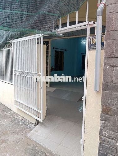 Nhà nguyên căn hẻm 18 Ngô Chí Quốc