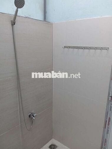 Nhà nguyên căn hẻm 18 Ngô Chí Quốc