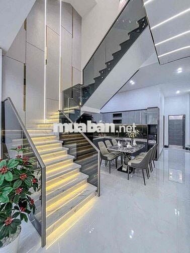 NHÀ PHỐ MỚI XÂY 1 TRỆT 2 LẦU - KDC HỒNG LOAN - ĐỐI DIỆN BẾN XE TPCT