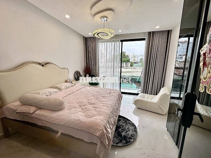 BÁN NHÀ 3 TẦNG LÊ VĂN QUỚI GẦN MẶT TIỀN ĐƯỜNG SÁT 4 XÃ