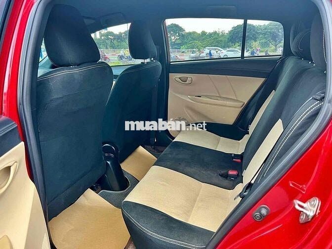 Toyota Yaris 2016 1.5E - 64274 km