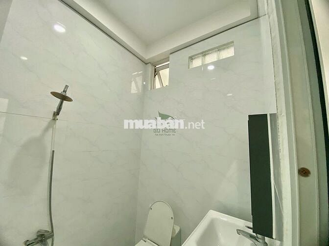 CHO THUÊ NHÀ CÓ SÂN VƯỜN 3 PHÒNG NGỦ HẺM Ô TÔ ĐƯỜNG HOÀNG DIỆU