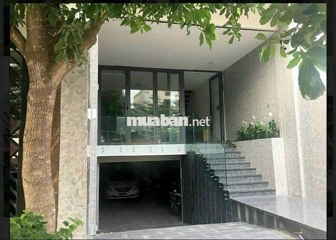 CHO THUÊ CĂN GÓC 2MT - Đường Hoa Lan,Q.Phú Nhuận, DTSD 352m2, có hầm