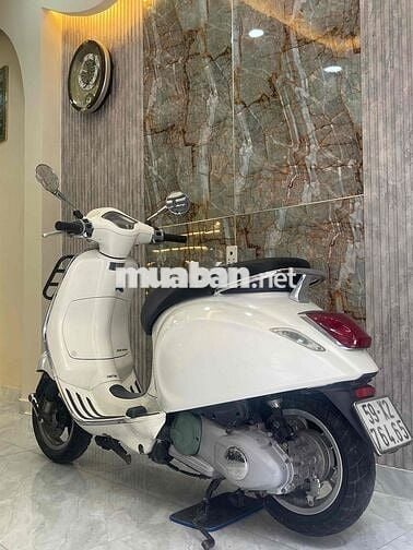 Piaggio Vespa Primavera đăng ký cuối 2015. Xe BSTP