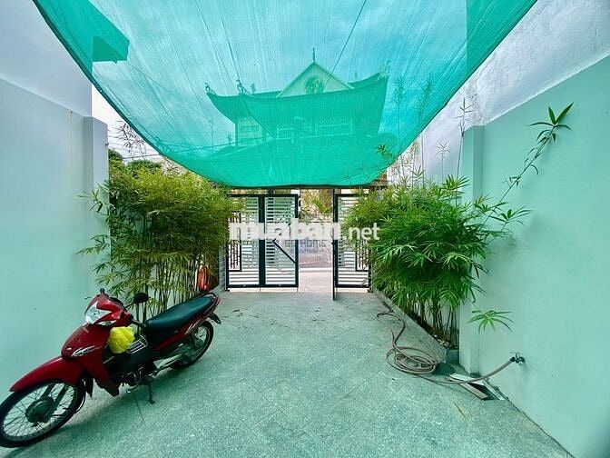 CHO THUÊ NHÀ CÓ SÂN VƯỜN 3 PHÒNG NGỦ HẺM Ô TÔ ĐƯỜNG HOÀNG DIỆU