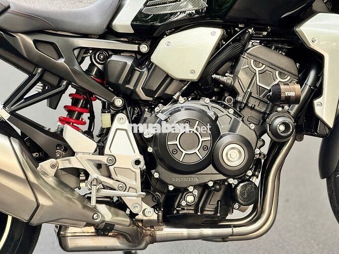 Mạnh Hà Motor bán Honda CB1000R 2020 HN siêu đẹp