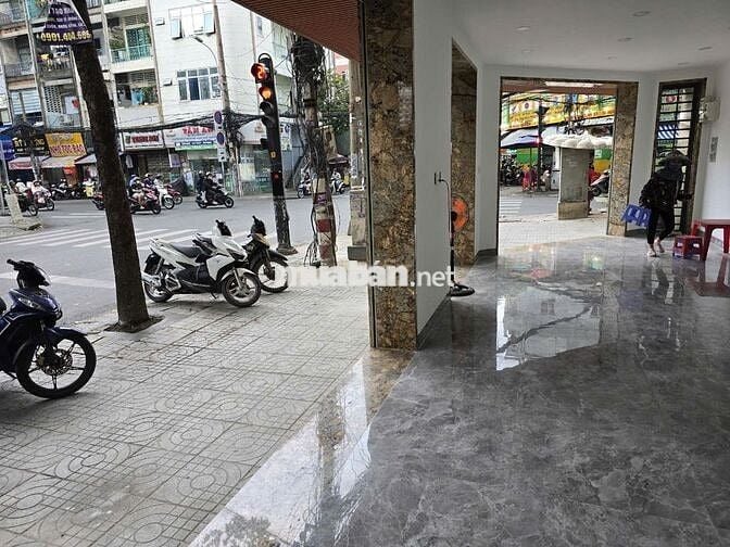 Góc 2MT NGô Quyền , Quận 10 - 4x15m - Giá 35 Triệu