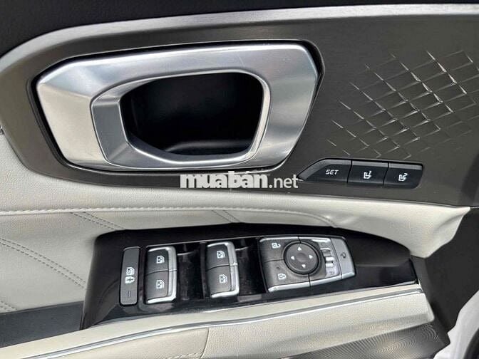 Kia Sorento 2022 signature 2.5 AT, odo 3 vạn km.