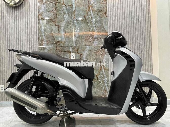 - Honda SH 150i Thắng ABS . Cuối 2017 .Lên Full SH