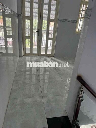 CHO THUÊ NHÀ NGAY ĐƯỜNG SỐ 8 LINH XUÂN 2PN 2WC SÂN ĐẬU XE Ô TÔ Ở+ VPCT