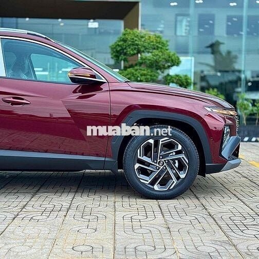 Hyundai Tucson 2025 Giảm 50% Thuế Trước Bạ