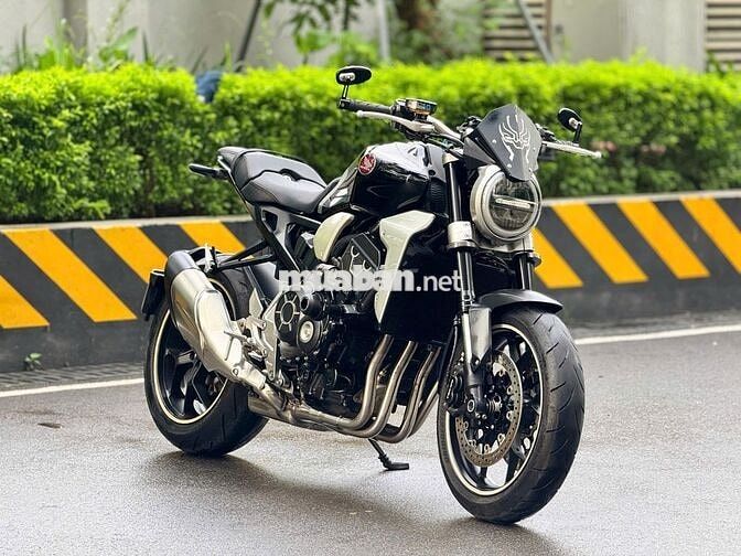 Mạnh Hà Motor bán Honda CB1000R 2020 HN siêu đẹp