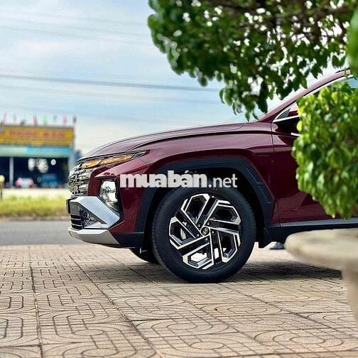 Hyundai Tucson 2025 Giảm 50% Thuế Trước Bạ