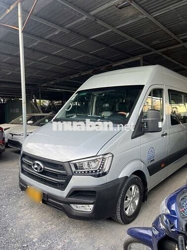 Ford Tuner 2020 máy xăng 1 cầu 2.2  - 110000 km