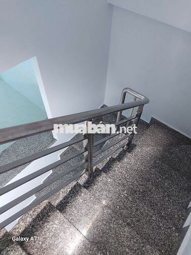 nhà bán hẻm xe hơi đường Hương lộ 3 DT 5x28 đúc 1 trệt 1 lầu  ST