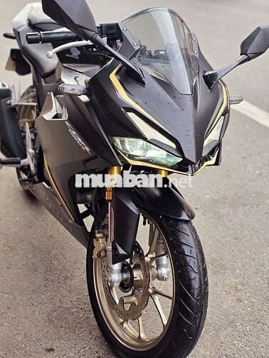 CBR150 siêu mới 6000km Mới tinh,trả góp trc 10tr