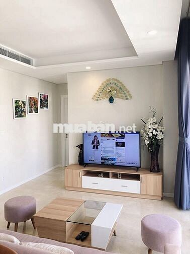Kẹt tiền Bán gấp chung cư Sky Center 82m2 2PN - 2WC-Giá 1tỷ920 - SHR