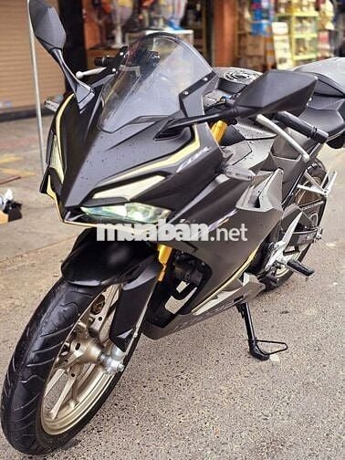 CBR150 siêu mới 6000km Mới tinh,trả góp trc 10tr