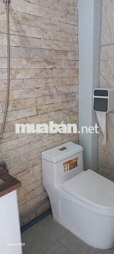 Cần bán nhà riêng ngay sát mặt đường Đại La