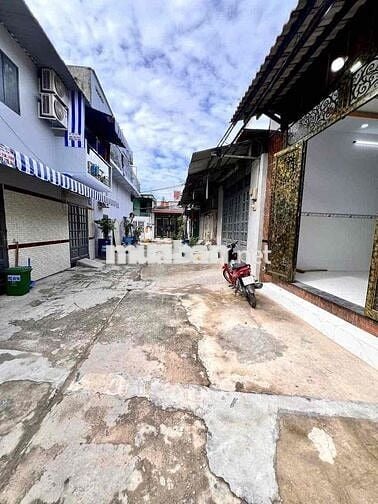 Nhà đẹp 4,2*23m 4PN hẻm 6m ô tô 3/ ngắn Chợ 1A Ấp 1 Vĩnh Lộc B