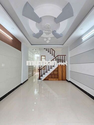 NHÀ 2 LẦU RỘNG RÃI - LIÊN TỔ 1-2 NGUYỄN VĂN CỪ