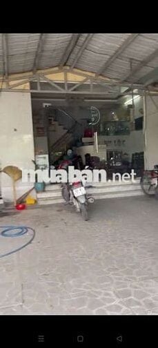 KHÁCH SẠN GẦN CHỢ , TRƯỜNG THU THU NHẬP 20TR/THG